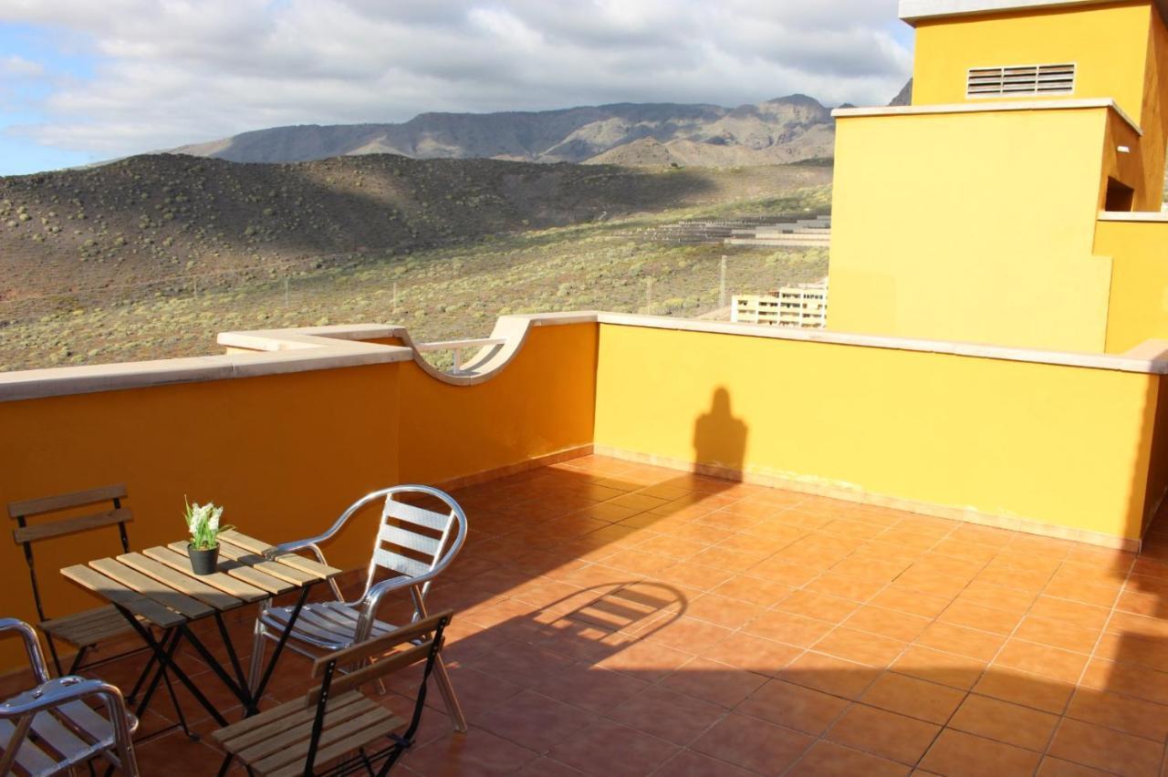With A Serene Ocean And Mountain View Apartment